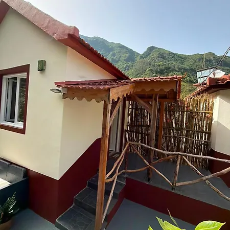 Cantinho Do Urzal Casa de Férias *
